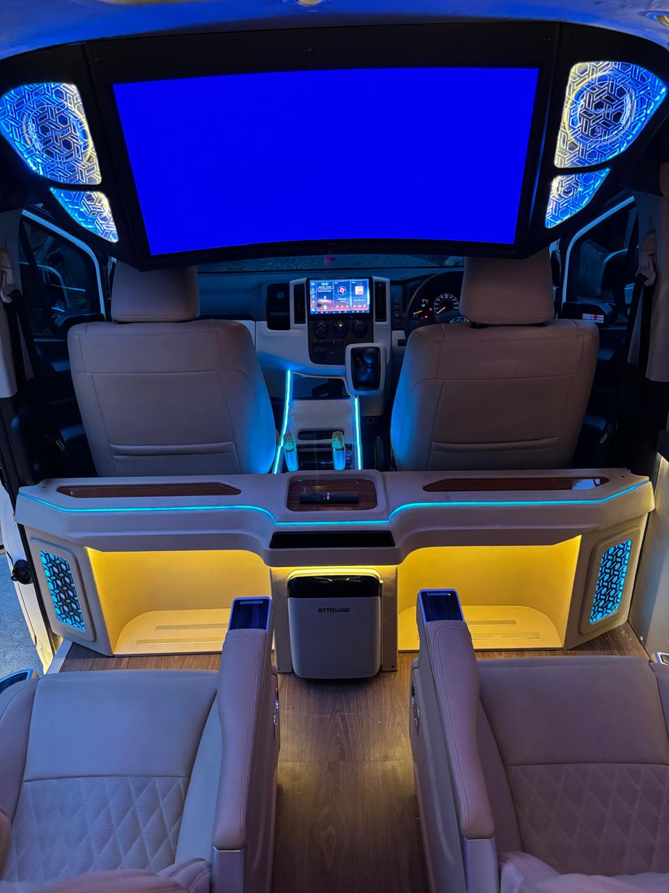 Captain Seat Hiace Luxury