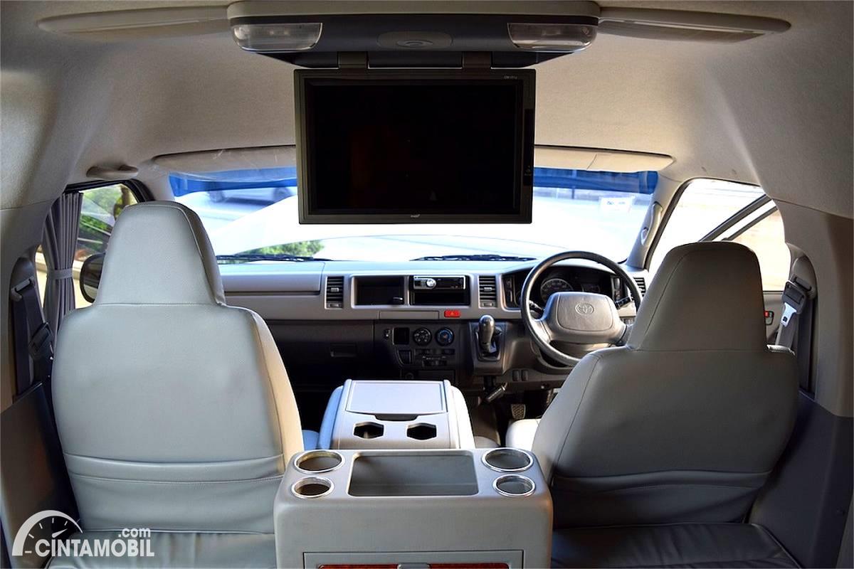 Hiace Interior