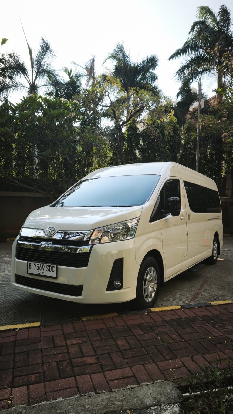 Hiace Premio